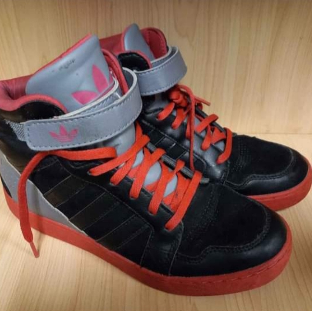 Adidas High Tops Size 6.5